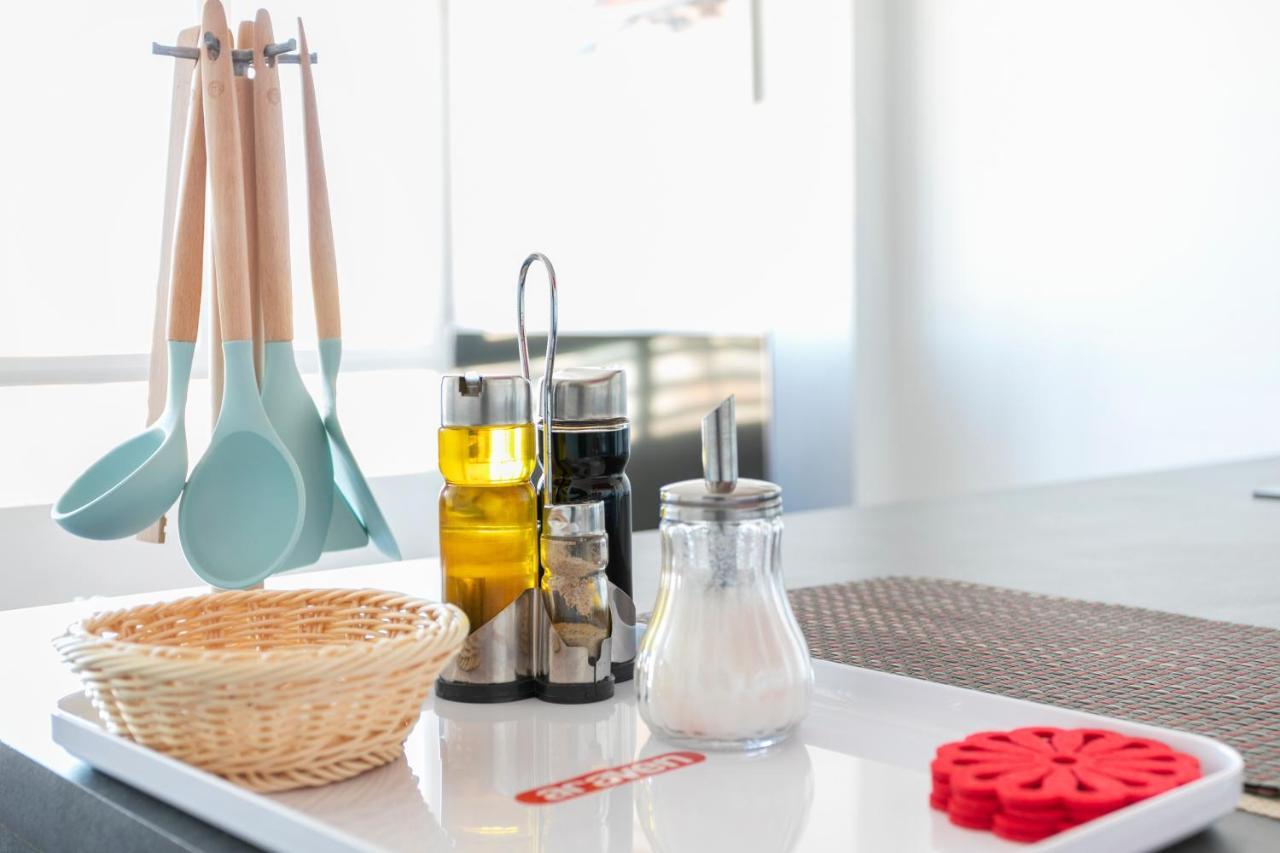 Beach Suite, City & Mountain View Alicante Zewnętrze zdjęcie